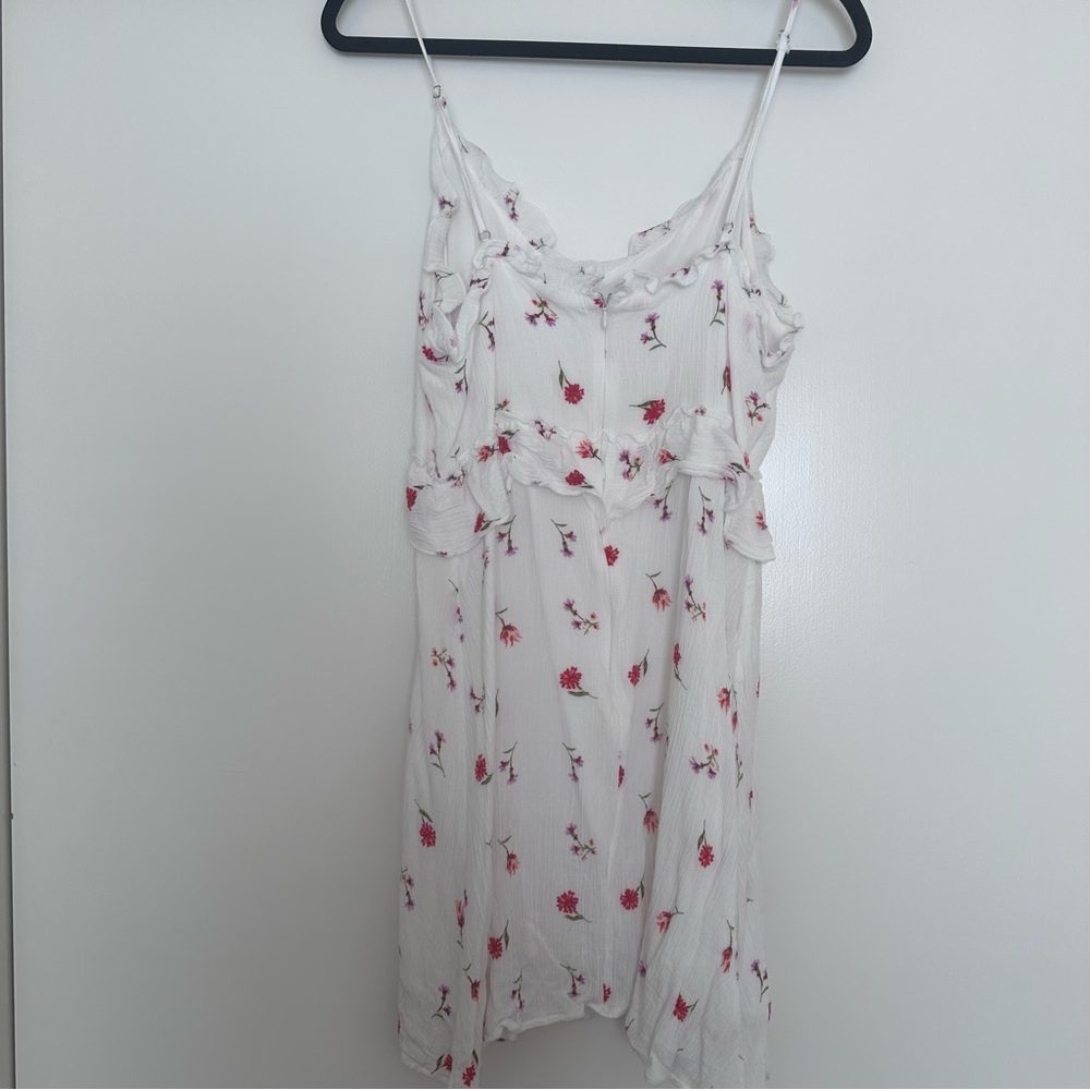 Wild Honey White Maternity Dress‎ with Pink Floral Accents - Picture 5 of 6